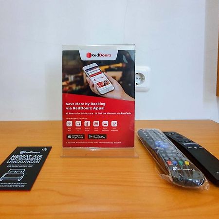 Reddoorz Syariah Near Solo Paragon Mall 2 Bonorejo Dış mekan fotoğraf